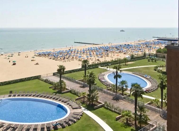 Frontemar Residenze Sul Mare - Carraro Immobiliare Jesolo - Family Apartments Lido di Jesolo Exterior foto